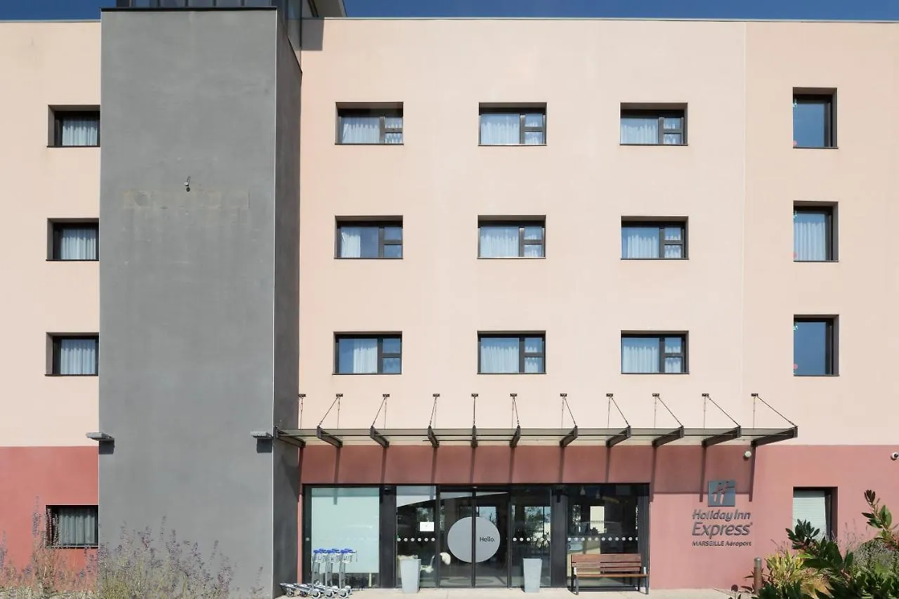 Kyriad Marseille Provence – Aéroport Vitrolles  Hotel